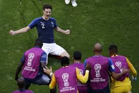 See more of benjamin pavard on facebook. Pavard Startet Durch Zu Den Bayern Reviersport