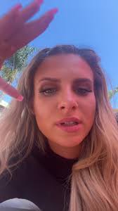 Chloe Burrows Cool Hair Video Showcase