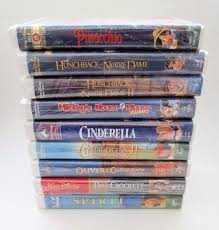 Disneys Sealed Clam Shell Vhs Video Tape Lot Of 9 Cinderella Pinocchio Hunchback Video Tapes Vhs Vhs Movie