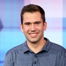 Ian Sacks's Instagram, Twitter & Facebook