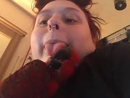 I got to hold Oatmeal tonight. And she didn't bite me! 🥰