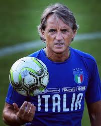 Manuel mancini, 23, from italy polimnia, since 2019 central midfield market value: Roberto Mancini Challenges Balotelli To Reclaim Italian National Team Spot Alberto Aquilani