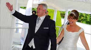 This morning presenters eamonn holmes and ruth langsford are celebrating their 8th wedding anniversary this week. Eamonn Holmes On Twitter I Ve Had A Hard Paper Round