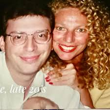 How much 10 10 10 fertilizer for dahlias?