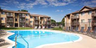 Smooth work commute, popular bars and nightlife, nearby restaurants and grocery stores, and safety. 100 Best 1 Bedroom Apartments For Rent In Omaha Ne With Pictures