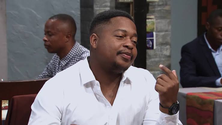 Mr Q digs deeper and uncovers a terrifying truth about “Pavarotti”. Watch  Skeem Saam weekdays at 19:30 on SABC 1 and SABC +#MzansiFoSho #SkeemSaam