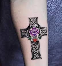 Discover an early alphabet from ireland with the best ogham tattoo designs for men. Awesome Irish Tattoos To Celebrate Your Celtic Heritage Tattoo Stylist