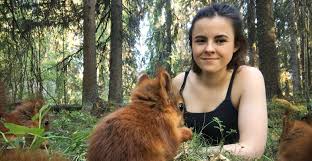 Awww: Wildlife Photographer Captures Up-Close Audio Of 7-Week Old Red  Squirrel