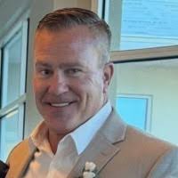 10 "Thomas Picha" profiles