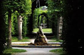 Check the top places to visit in the region and plan your next adventure today. Veitshochheim Foto Bild Landschaft Garten Parklandschaften Bauwerke Bilder Auf Fotocommunity
