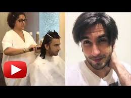 7 ranveer singh hair + beard styles to try in 2018 beard. Ranveer Singh Cuts His Hair Live On Camera Bollywood Now Youtube