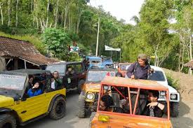 Di kompleks perbukitan menoreh yang berada di kabupaten. 4 Tips Penting Sebelum Liburan Ke Desa Wisata Nglinggo Kulon Progo Halaman All Kompas Com