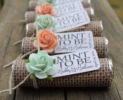 150 Mint Wedding Favors Set Of 150 Mint Rolls Mint Etsy Mint Wedding Favors Wedding Favors Cheap Wedding Party Favors