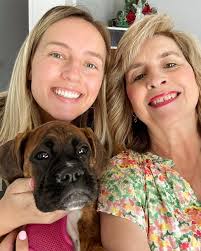 OMG 12k FOLLOWERS?!?! That many ppl follow Millie girl??? That's crazy!  What I love about this account is hearing how much others can relate to  Millie. Either y'all have had boxers like