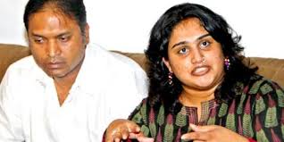 Vanitha vijayakumar is an indian film actress who has appears predominantly in tamil language films. Vanitha Files For Second Divorce The New Indian Express