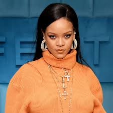 Michael, to monica (braithwaite), an accountant, and ronald fenty, a warehouse supervisor. Rihanna Gives R9 Album Update During Fenty Skin Care Launch