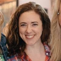 Lindsay Wilkes's Instagram, Twitter & Facebook