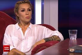 More books in this series: Lipinska Pokazala Sie Calkiem Nago W Publicznym Miejscu Zdjecia Wlocie Pl