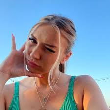 Corey Antley (@CoreyA08)