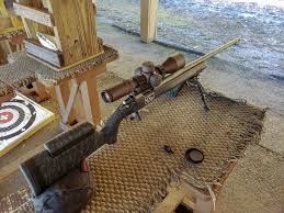 The gen2 razor arrives in a very nice box that includes the scope, a nice 4″ sunshade and various other accessories, documentation and promotional items such as a sticker and pin. Christensen Arms Mesa Long Range 6 5 W Vortex Razor Hd Ii 4 5 27x56mm Album On Imgur