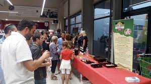 02 40 72 02 16. Tradiveau A La Foire Au Vins D Intermarche De La Chapelle Sur Erdre