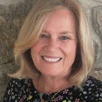 Ellen Fowler's Instagram, Twitter & Facebook