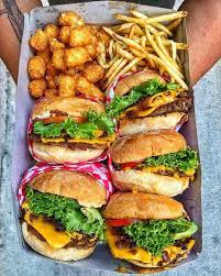 Monty S Good Burger A Completely Vegan Burger Joint Has Planted Roots In Los Angeles Burger Joints Good Burger Burger