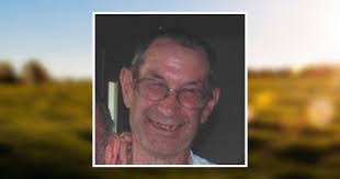 Dale Rae's Instagram, Twitter & Facebook