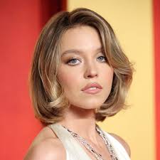 Sydney Sweeney deuts old Hollywood bob haircut at Oscars 2024