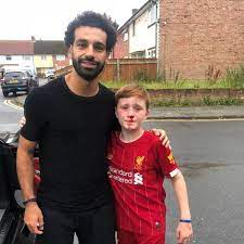 Immer wieder höre ich, dass sie opfer sind oder dass frauen mit kopftuch generell nicht emanzipiert oder freidenkend sein können. Fc Liverpool Mo Salah Kummert Sich Um Verungluckten Jungen
