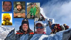 Depuis le début de la saison, six décès ont déjà eu lieu, deux guides népalais en avril et c'est ce qu'on appelle la « zone mort », car il est impossible d'y survivre plus de 48 heures. Decouvrez L Identite Des 12 Alpinistes A Perir Sur L Everest Cette Annee Tva Nouvelles