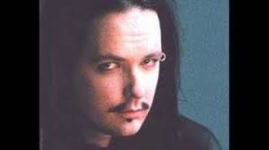 Vídeo raro mostra Jonathan Davis com sua banda pré-Korn em 1993