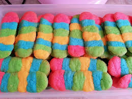 Mengingat warna pelangi yang beragam, jadi kamu memerlukan. Lidah Kucing Rainbow By Susianne Flo S Langsungenak Com