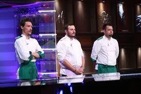 Chefi la cutite is a romanian cooking show, which was first broadcast on march 07 2016, by the antena 1 television channel. Chefi La CuÈ›ite Sezon 7 17 Decembrie 2019 Alexandru Comerzan A CaÈ™tigat Sezonul 7 Al Emisiunii Chefi La CuÈ›ite Antena 1