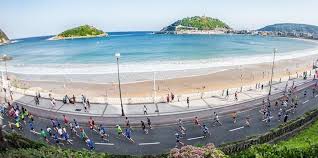 The old quarter's narrow, winding streets are full of bars and restaurants, and in the modern city, sidewalk cafes are all around. 15k Klasikoa Donostia San Sebastian Donostia San Sebastian Spain Facebook
