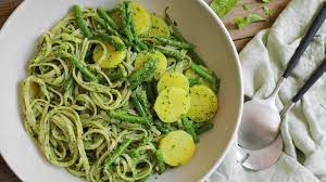Pasta Green Beans And Potatoes With Pesto Recipe Recipe Pasta With Green Beans Green Beans Dinner Under 300 Calories