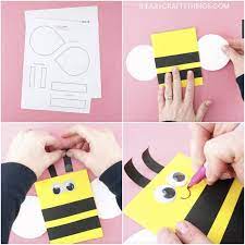 Create adorable bunny cards to celebrate spring and easter! Spring Cards For Kids To Make I Heart Crafty Things