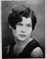 Eloise Summers's Instagram, Twitter & Facebook