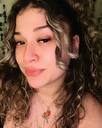 Juliette Silva's Instagram, Twitter & Facebook