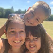 Who can replace a sliding glass door in Port Orange?