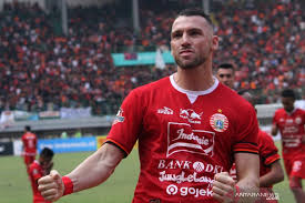 Administered by the pt liga indonesia baru,. 11 Pemain Terbaik Liga 1 Indonesia Musim 2019 Versi Pt Lib Antara News