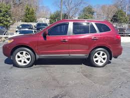 Standard electronic stability control helps during evasive maneuvers and is especially reassuring when driving in slippery. Hyundai Santa Fe 2008 Family Auto Of Greenville