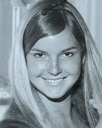 Sally Lindberg's Instagram, Twitter & Facebook