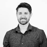 Elisha Zink's Instagram, Twitter & Facebook