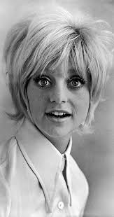 Goldie Horne's Instagram, Twitter & Facebook