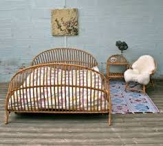 Rattan Bett Vintage Häufig passiert es, dass das ikea malm bett auseinanderbricht, dann muss das bett repariert werden, dies geht durch ein paar balkenschuhe und lochplattenwinkel. rattan bett vintage