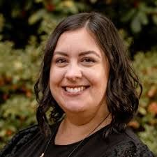 Alyssa Dart's Instagram, Twitter & Facebook