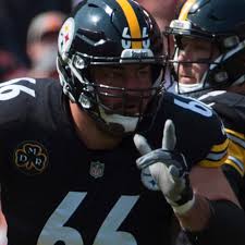 According to nfl reporter tom pelissero, the pittsburgh steelers have released guard david decastro. David Decastro