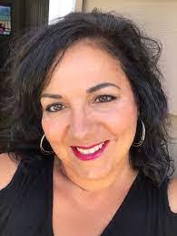 Heidi Satterlee's Instagram, Twitter & Facebook