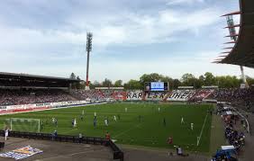 Mit 17 jahren hatte pannewitz sein zweitligadebüt bei hansa rostock gegeben, wechselte dann. Der Ballreiter Nulldiat Im Fruhling Ksc Vs Fc Hansa Rostock 0 0 15 4 2018